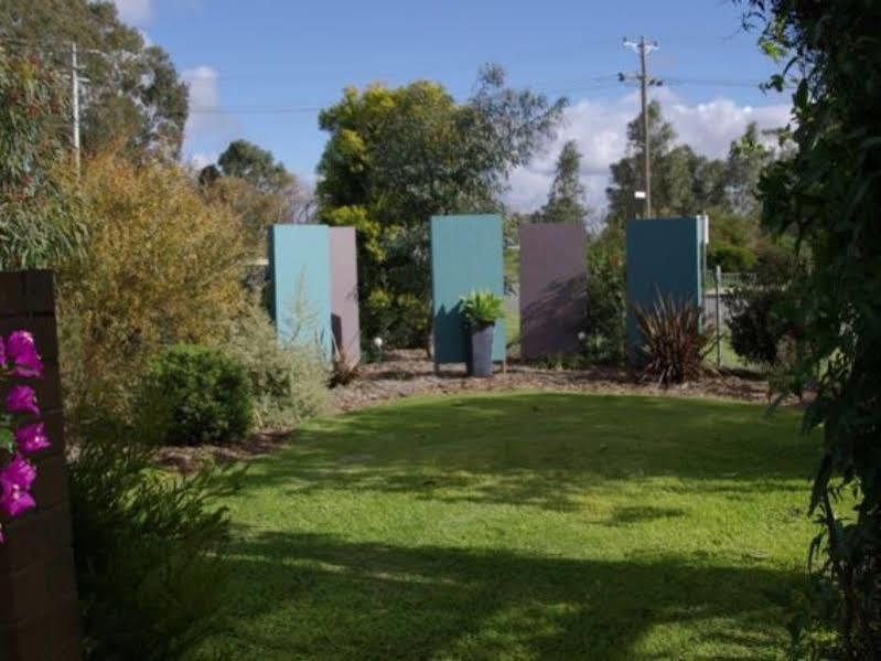 Loddon River Motel Kerang Exterior photo